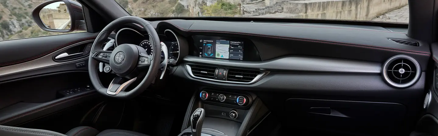 2025 Alfa Romeo Stelvio