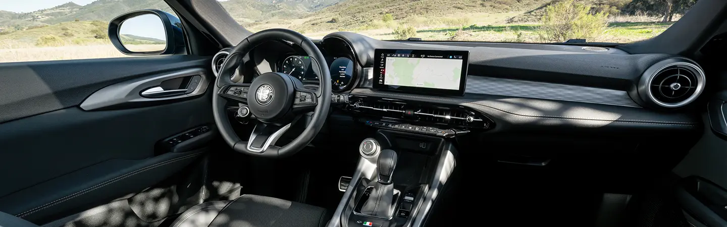 2025 Alfa Romeo Stelvio